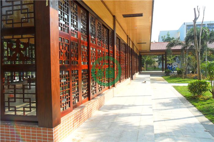 為什么別墅木屋常采用防腐木來制作
